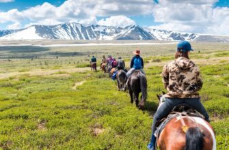 Кыргызстан на лошади: кыргызская ямак туризм